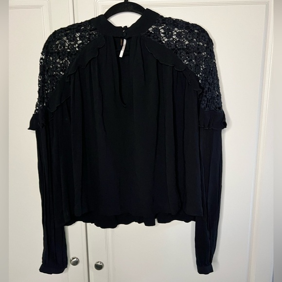 Free People Little Bit of Love Top - Picture 3 of 14